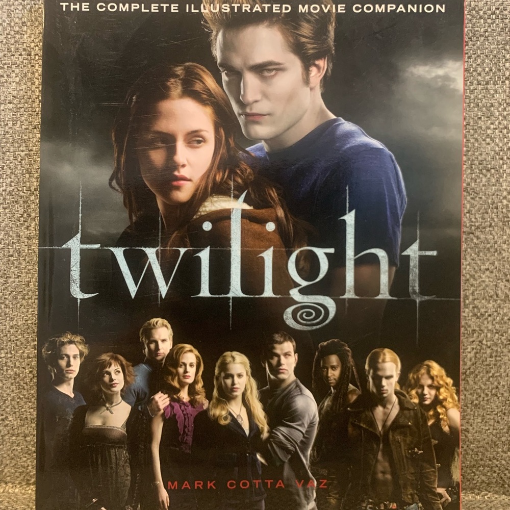 Twilight - The Complete Illustrated Movie Companion